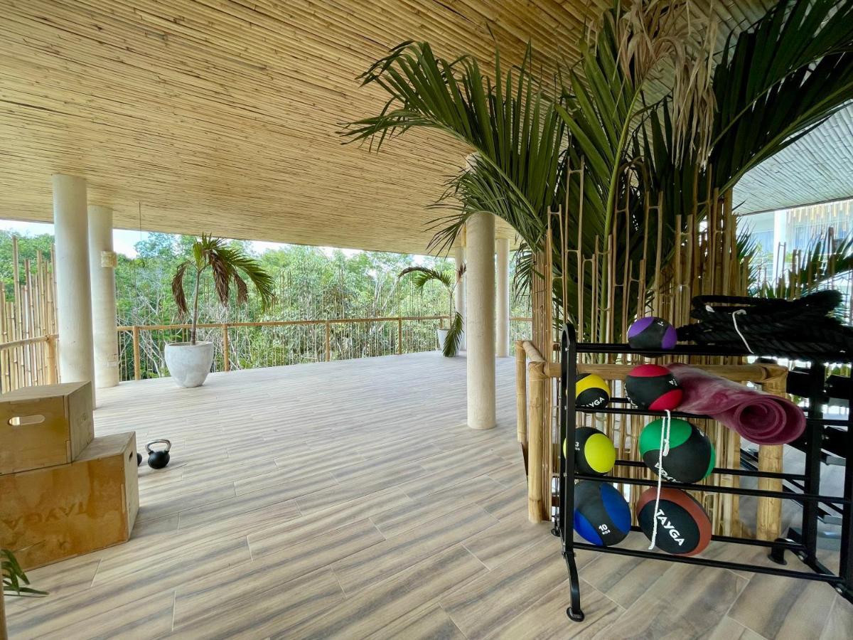 Beautiful Swim-Up Studio With Private Terrace, Pool And Jungle Gym Tulum Esterno foto