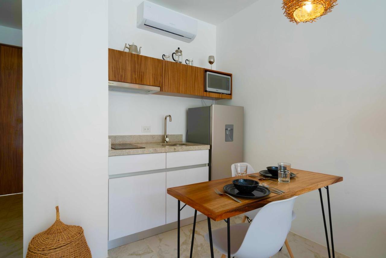 Beautiful Swim-Up Studio With Private Terrace, Pool And Jungle Gym Tulum Esterno foto