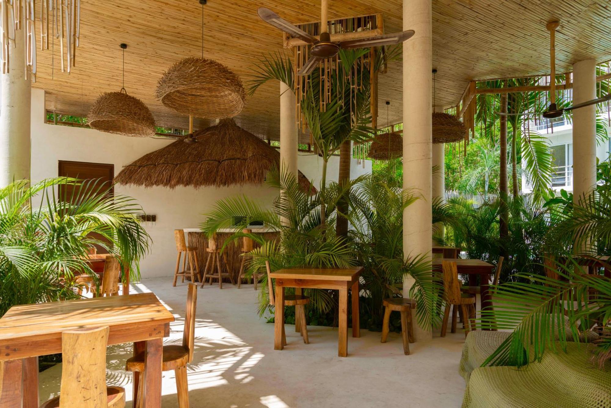 Beautiful Swim-Up Studio With Private Terrace, Pool And Jungle Gym Tulum Esterno foto