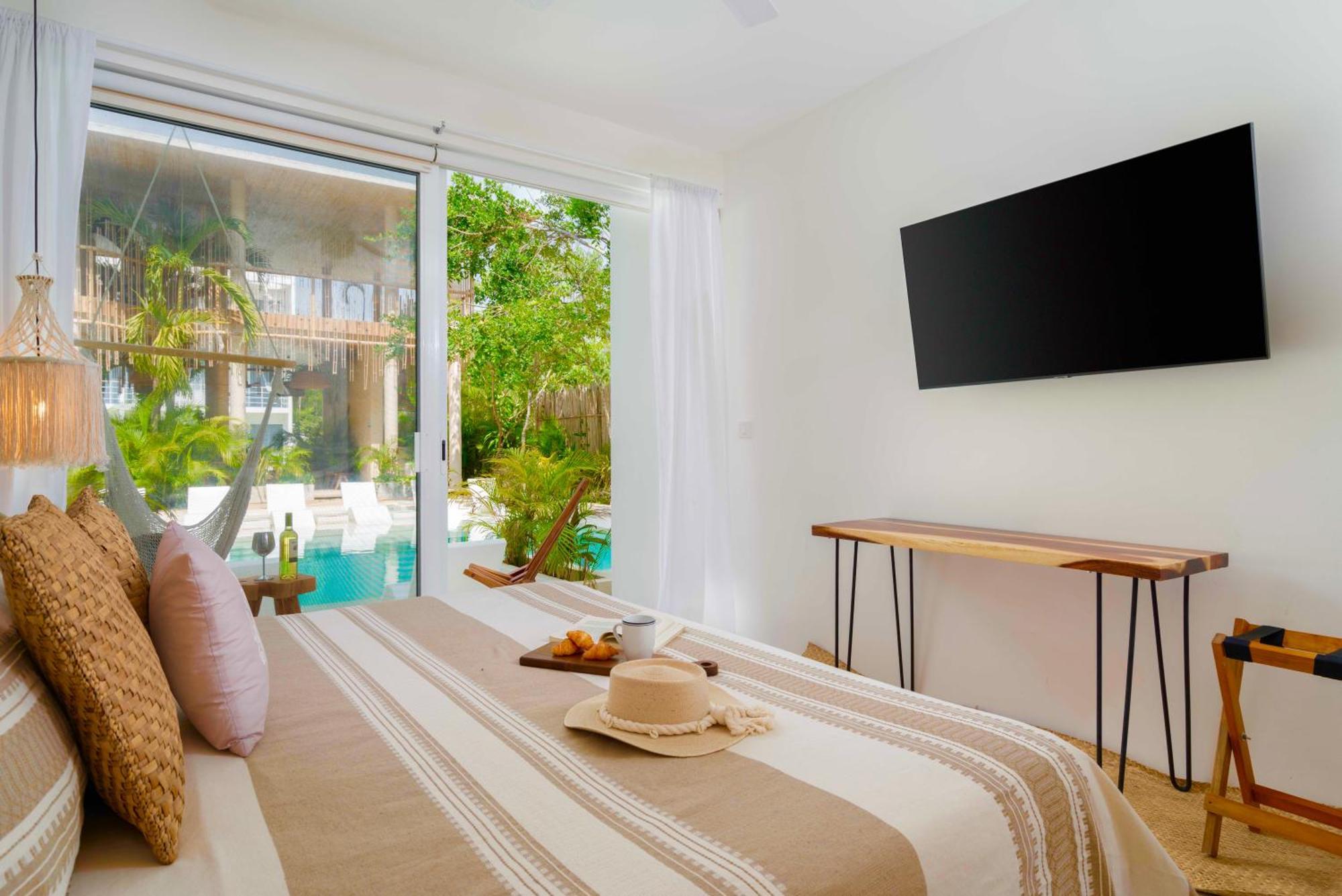 Beautiful Swim-Up Studio With Private Terrace, Pool And Jungle Gym Tulum Esterno foto
